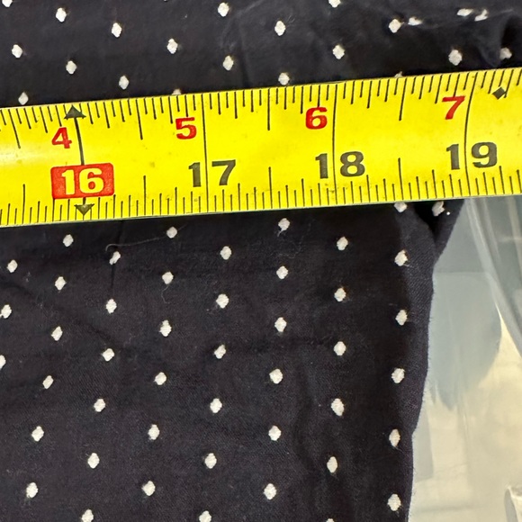 J. Crew Polka Dot Diamond Pattern Tuxedo Front Button Down Navy Top size 10 - Picture 10 of 10